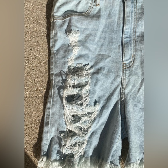 Jean shorts - Picture 4 of 9